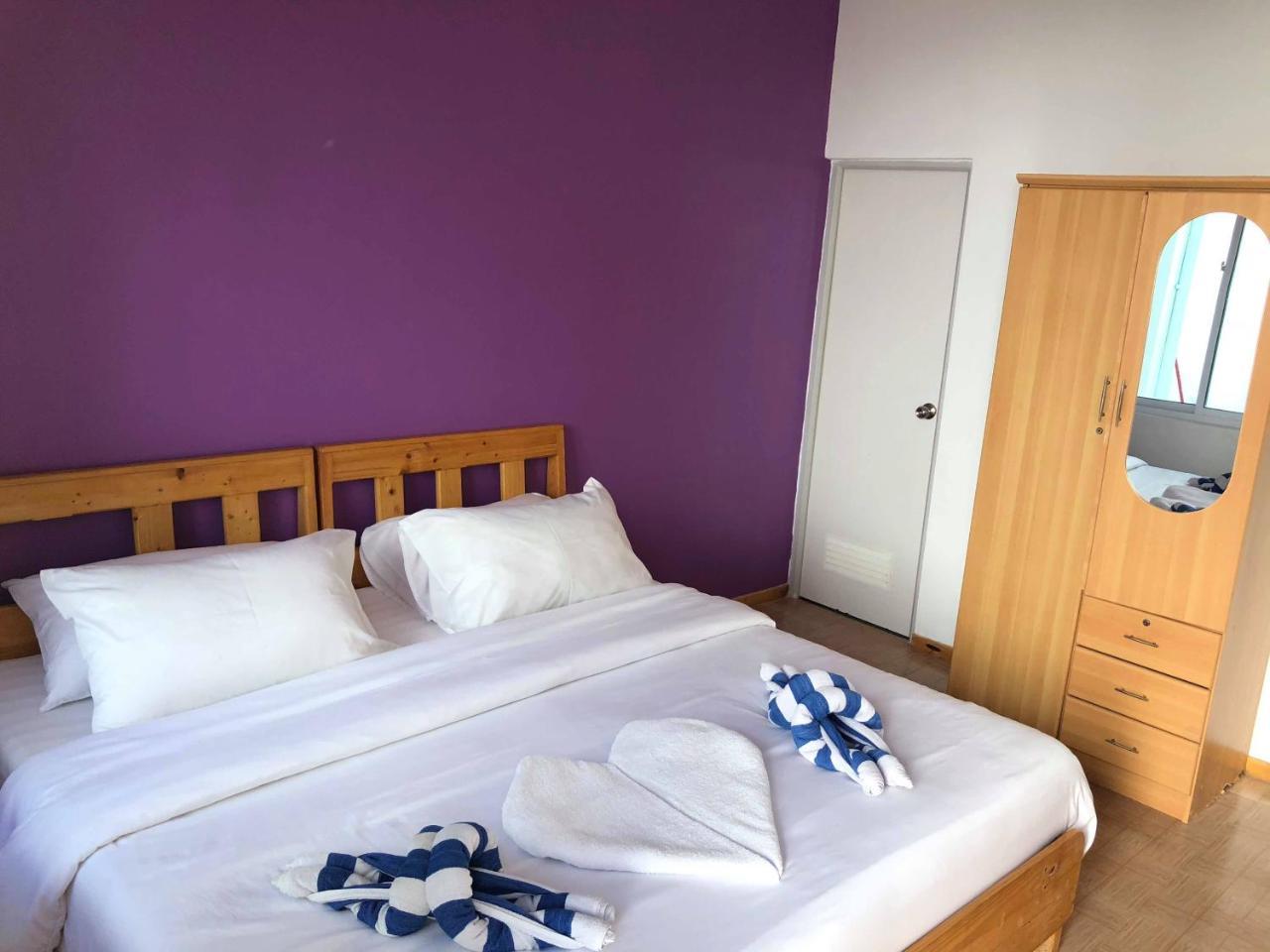 Lily Rest Maldives Hotell Maafushi Exteriör bild